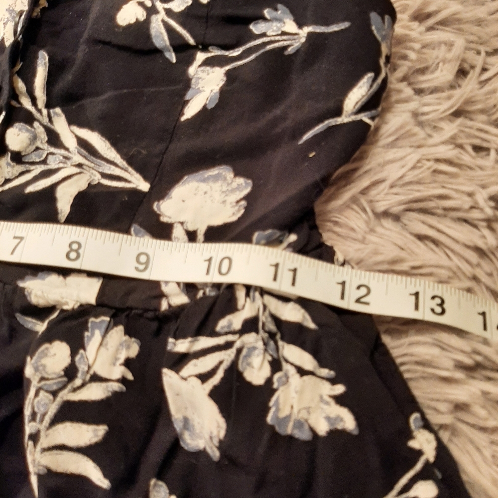 Urban Outfitters Romper Size XS - Picture 9 of 12
